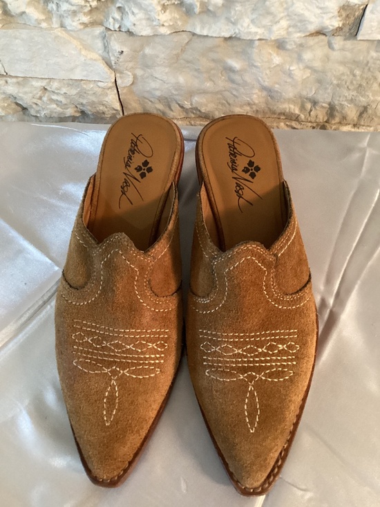Patricia Nash Shoes - Patricia Nash Battista Suede Mules
